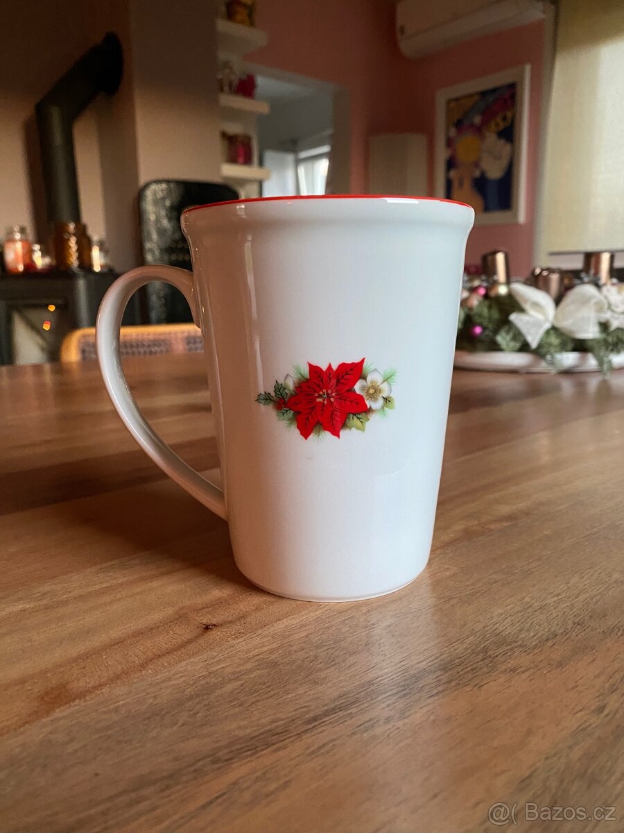 Porcelánový vysoký hrnek Dubí Vánoce - 2