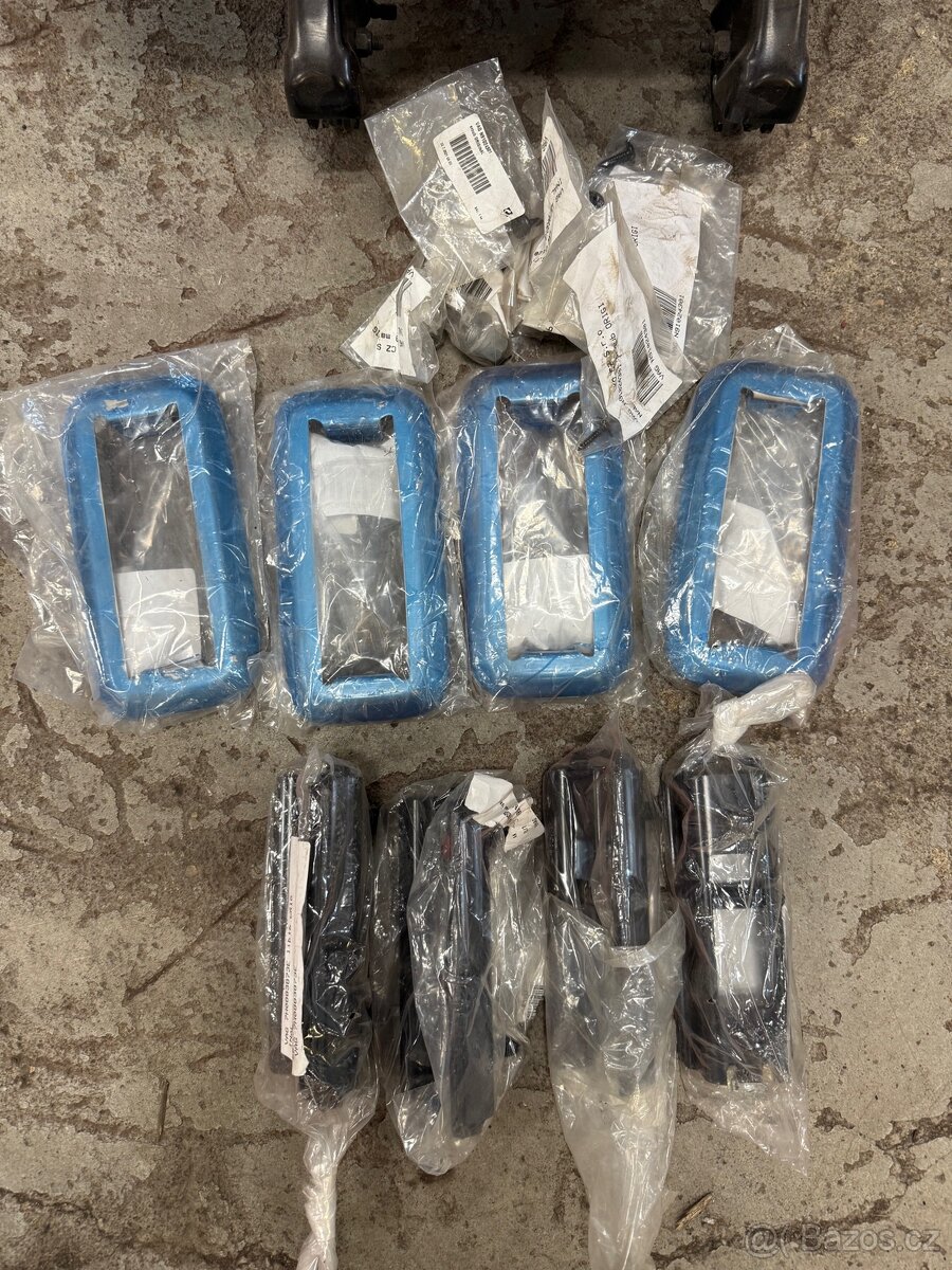 Sedadlo jednosedačka Volkswagen T5 Caravelle 2. řada - 2