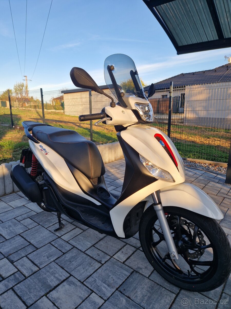 Skútr Piaggio Medley 125 Sport - 2