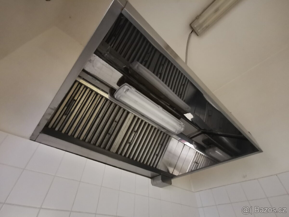 Nerezova gastro digestoř 120 cm - 2