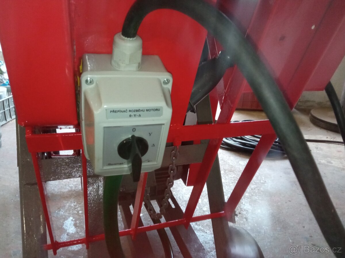 Cirkulárka s kolébkou HVP 60 - dovezu až k Vám - 2