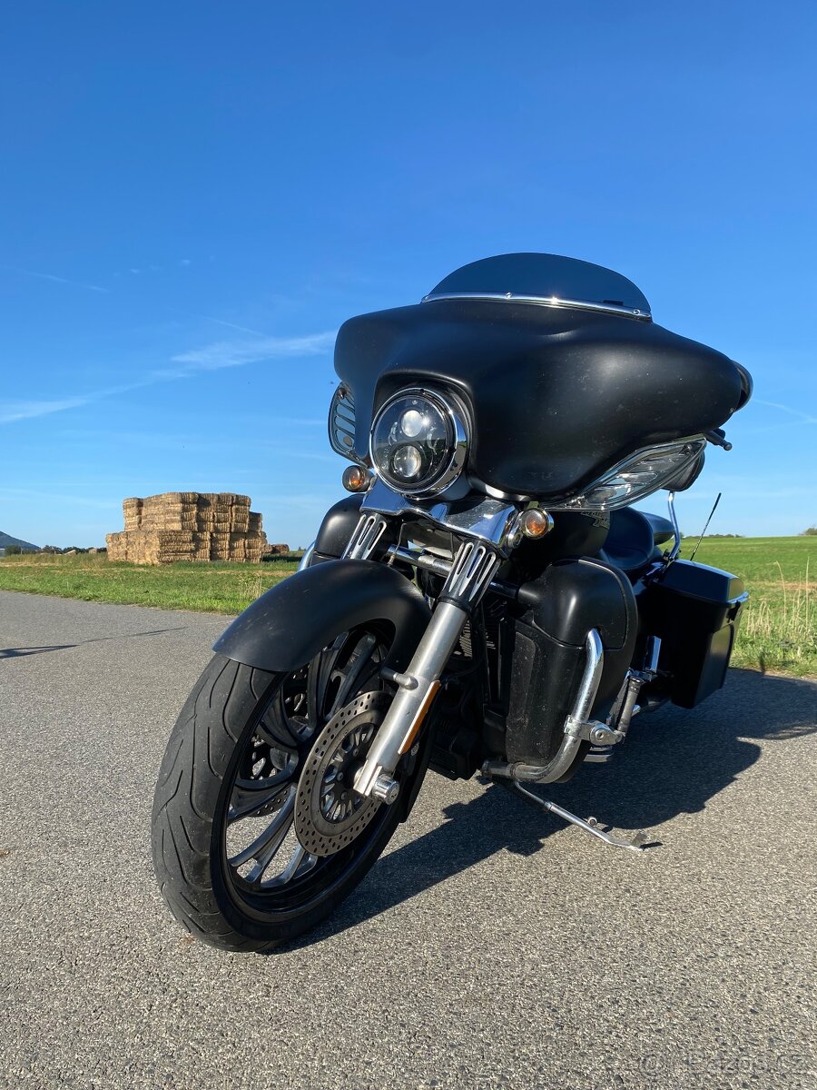 Harley Davidson Street Glide 103 - 2