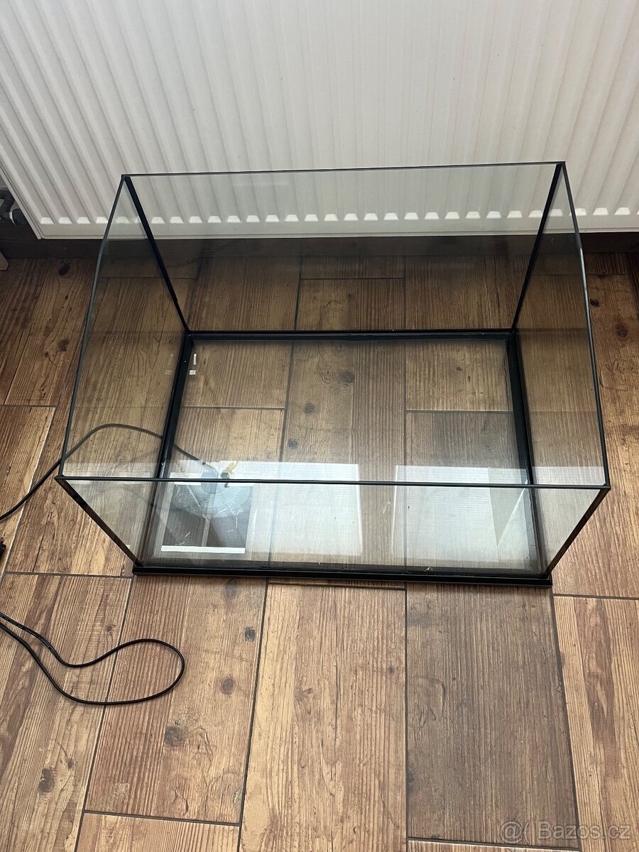 Terárium pro suchozemské želvy - 2