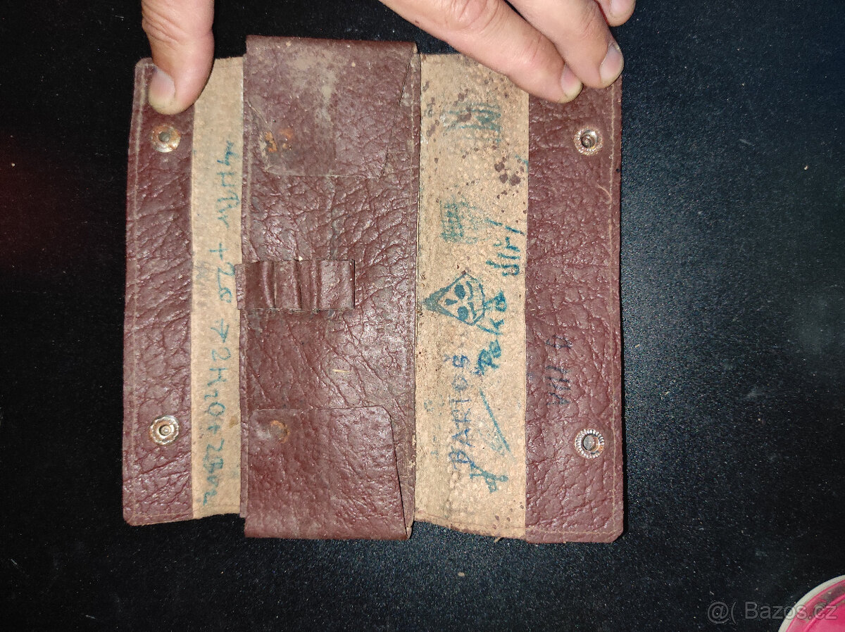 starý kožený penál, obal od krému Maryna a pasty na boty - 2