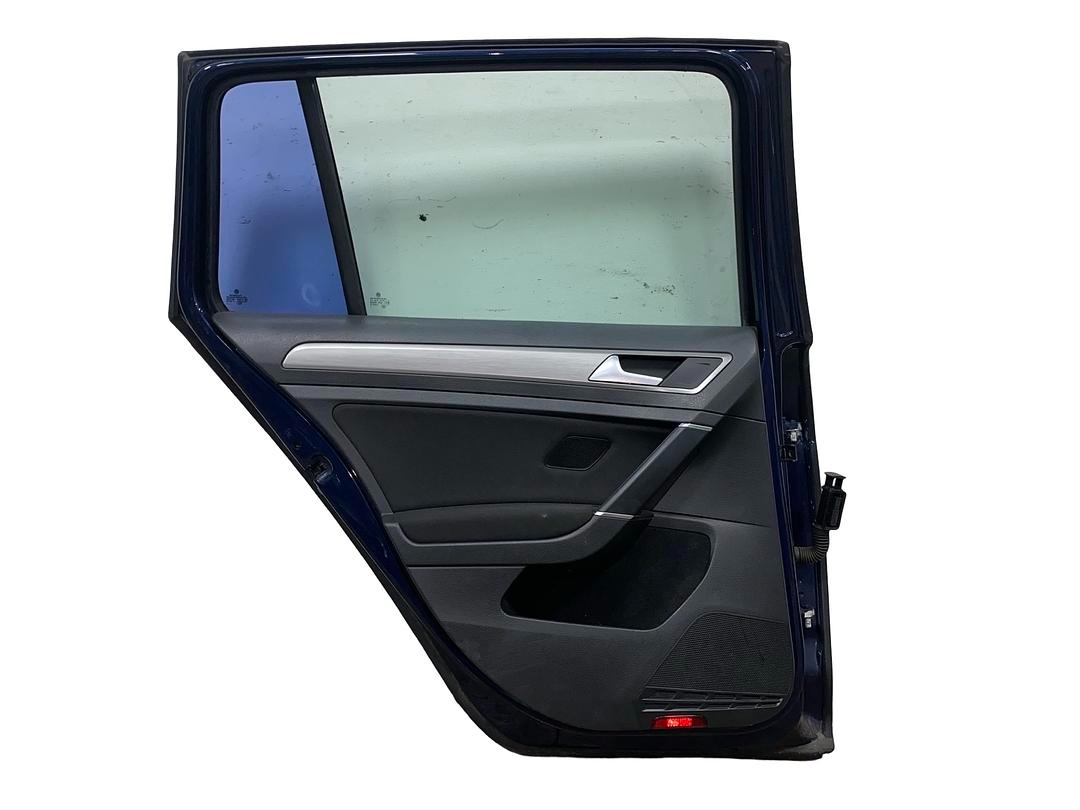 Levé zadní dveře tmavě modrá VW Golf 7 kombi r.v. 2014 - 2