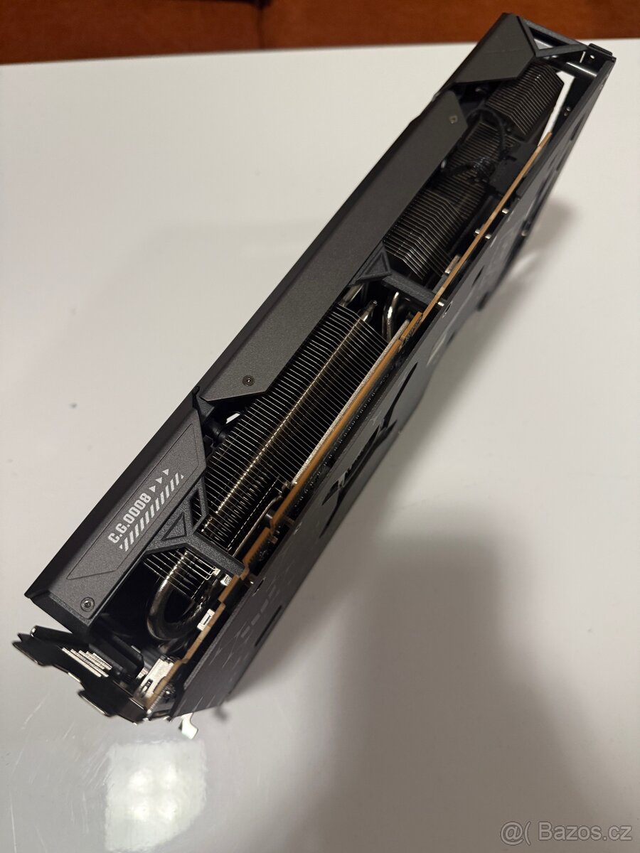 GPU ASUS TUF Gaming Radeon RX 7800XT OC EDITION 16 GB GDDR6 - 2