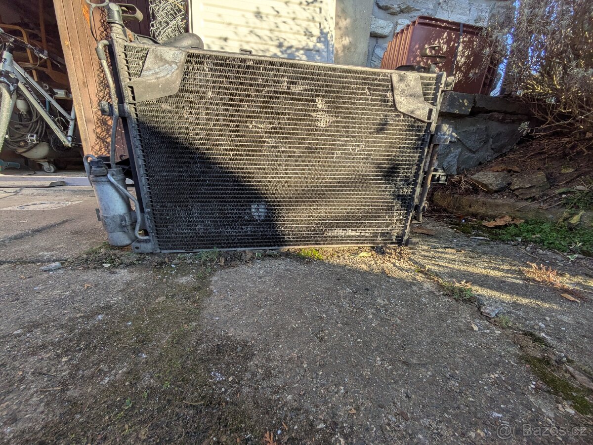 Chladic a sahara volvo v70ii 2002 2.4 benzin - 2