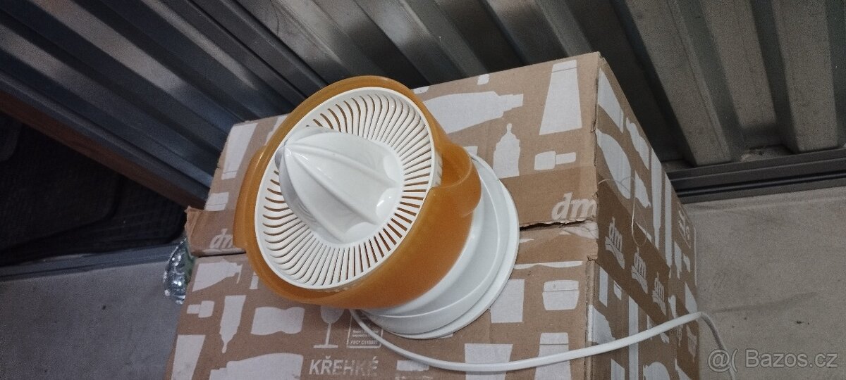 Odšťavňovač citrusů - 2