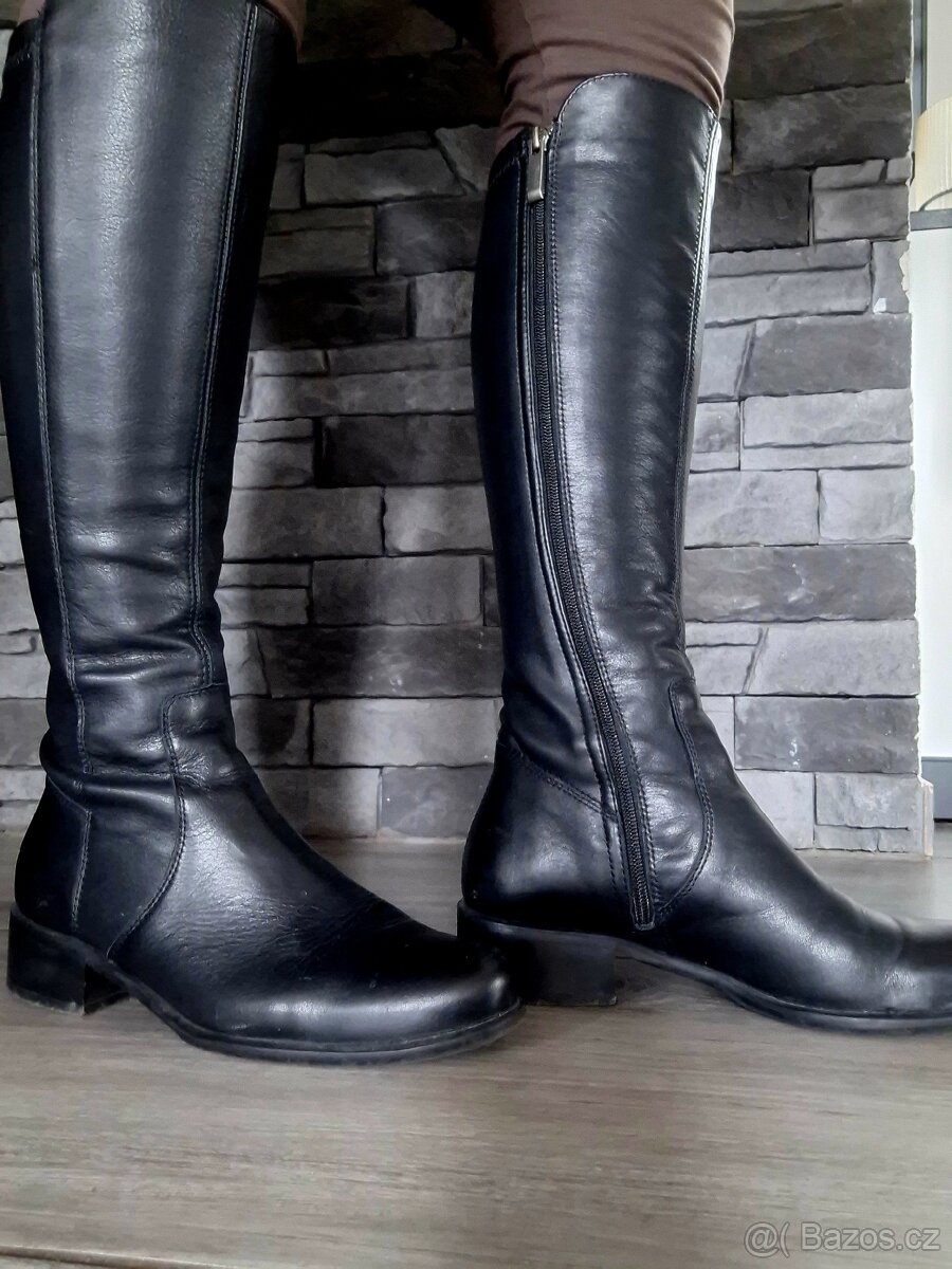 Dámske vysoké kozačky,velikost 36. - 2
