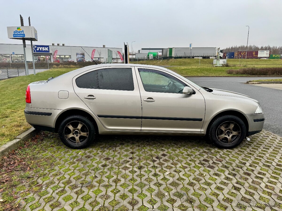 Škoda Octavia II 1.6 MPI 75 kW, Elegance, 2007 - 2