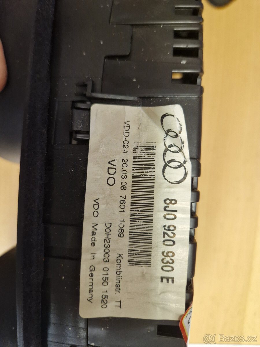 Audi TT přístrojový štít - budíky 8J0920930E - 2