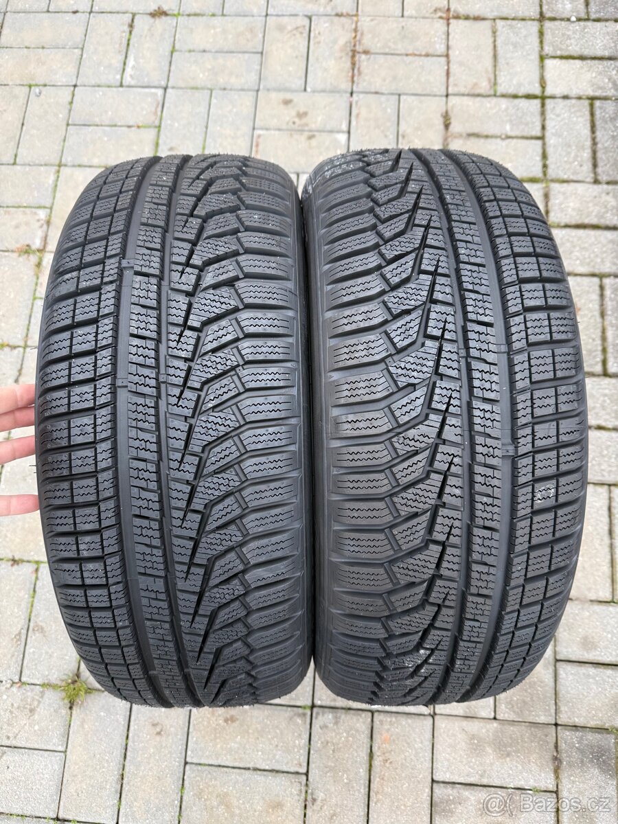 Zimní pneu 215/55/16 93H Hankook - 2