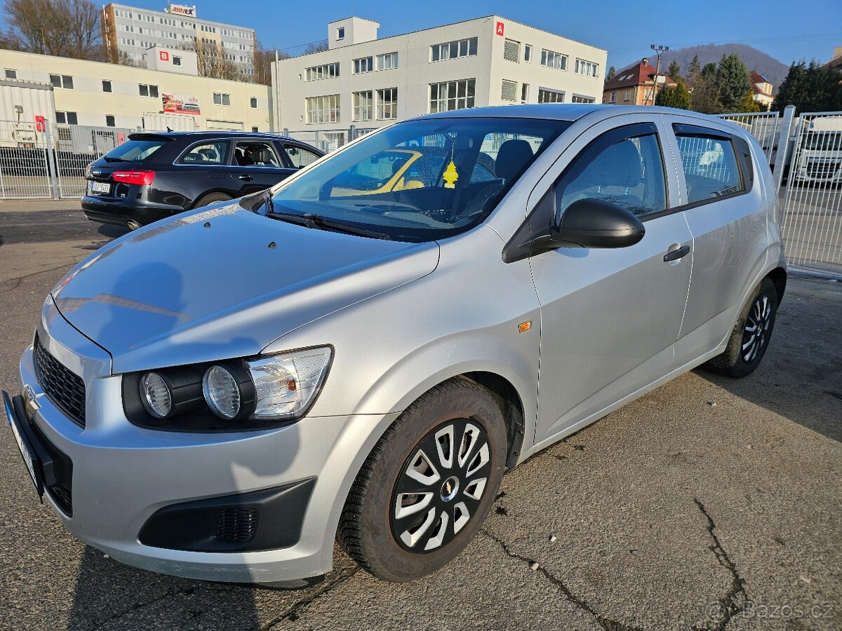 Chevrolet Aveo T300 1.2 51kw 2012 - 2
