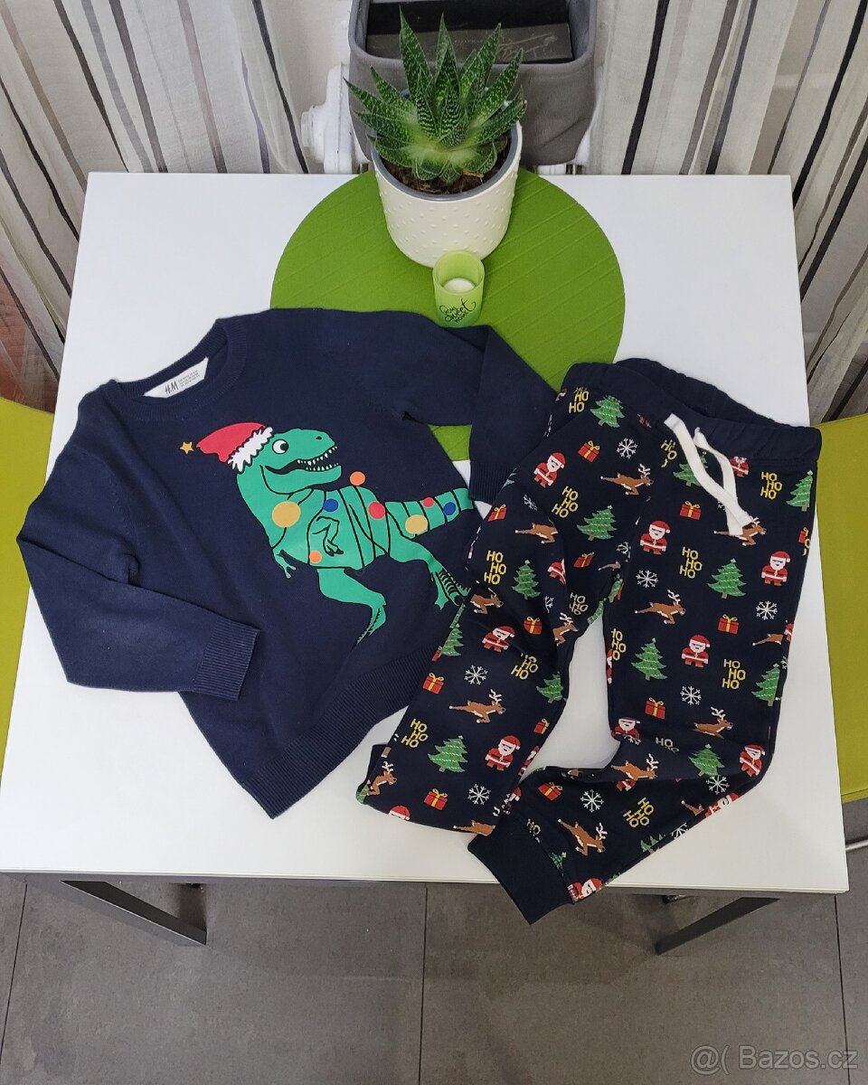 Vánoční komplet H&M 110-116 - 2