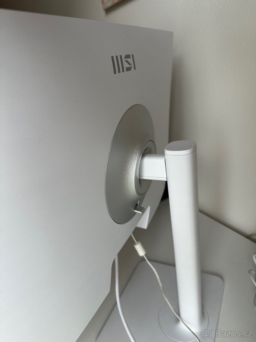 2x Monitor MSI MD2712PW - 2