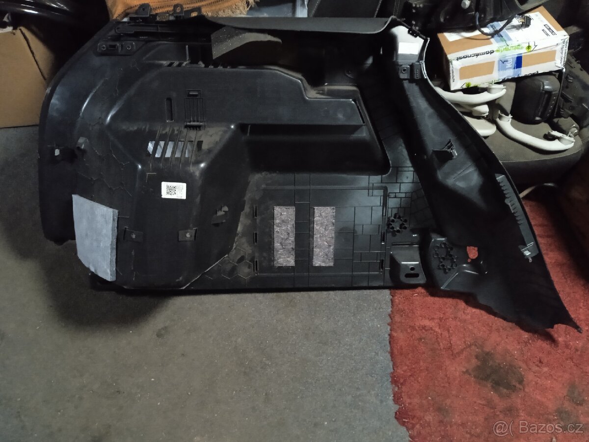 Panely zavadlového prostoru fabia 3 combi. - 2