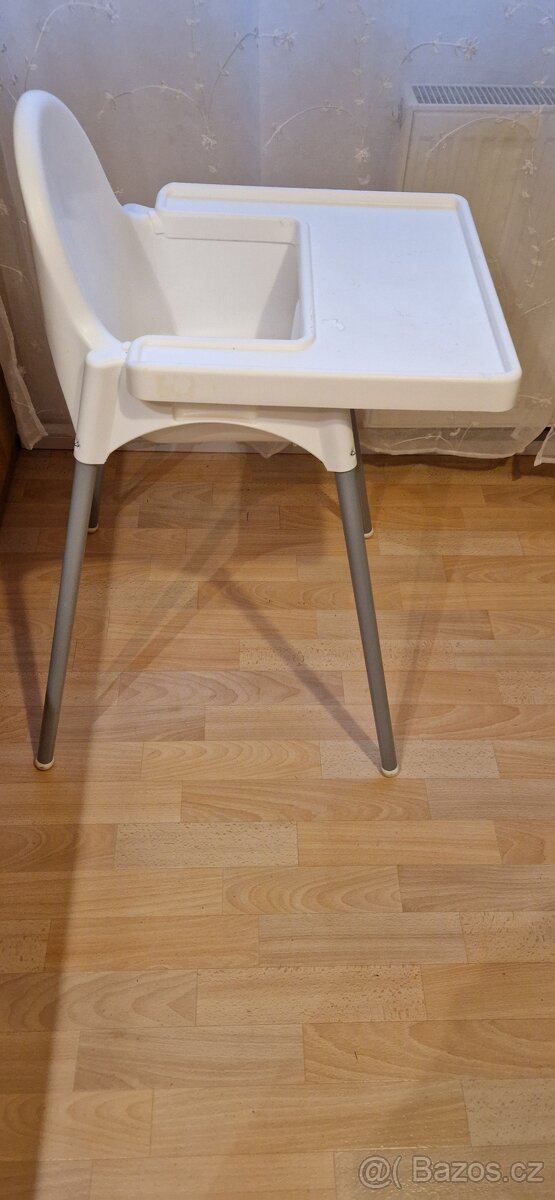 Jídelní stolička - 2