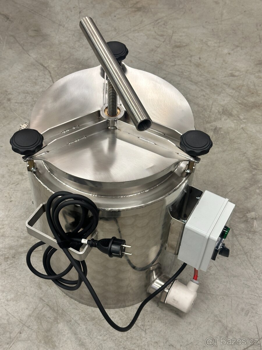 vařák na vosk - lisování vosku, ruční lis - 2