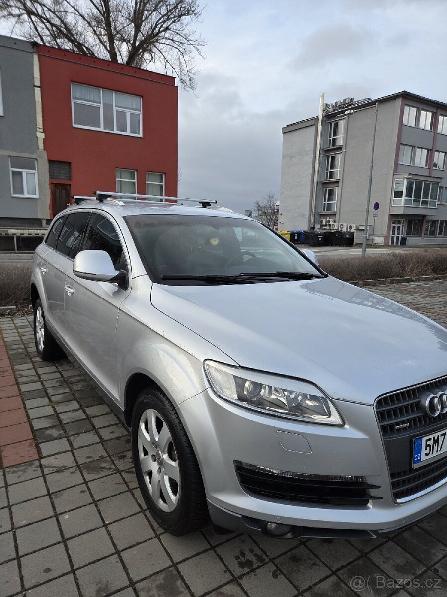 Audi Q7 - 2