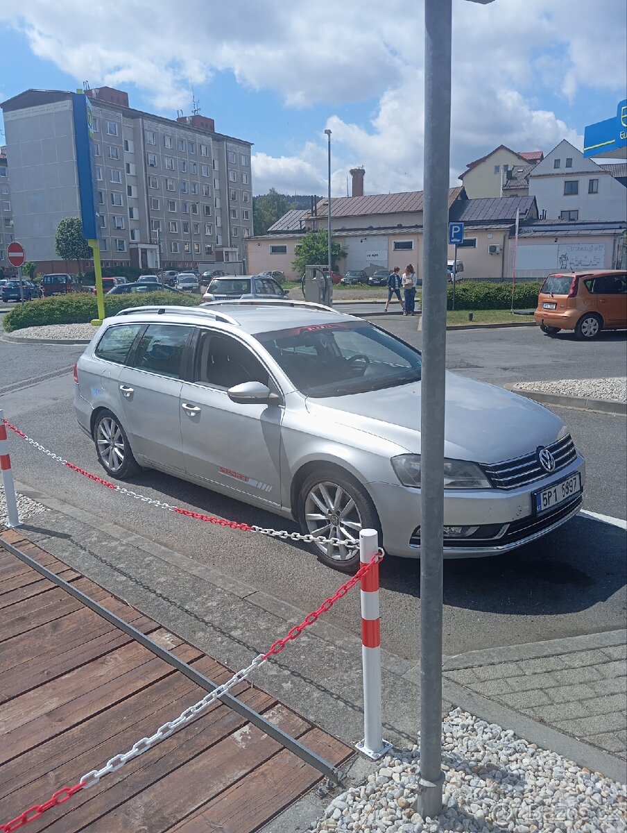 VW Passat B7 Variant 4 Motion - 2