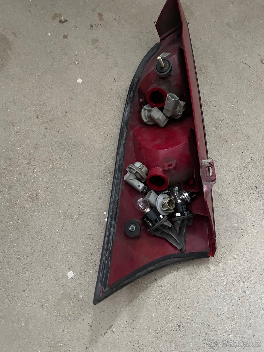 Zadní světlo Ford Focus MK1 - 2
