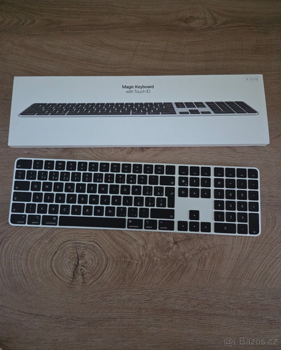 Apple Magic Keyboard s Touch ID a numerickou klávesnicou - 2