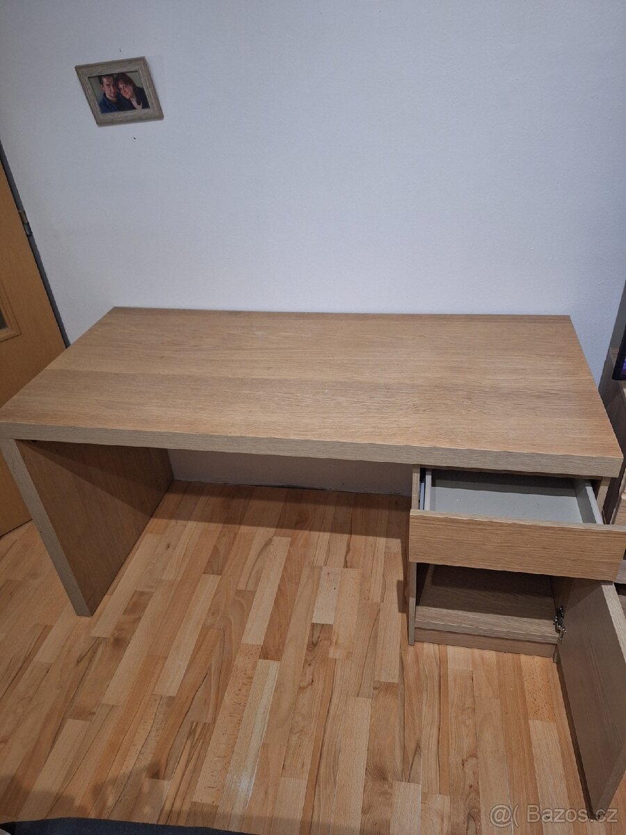 Psací stůl, pěkný stav - 2