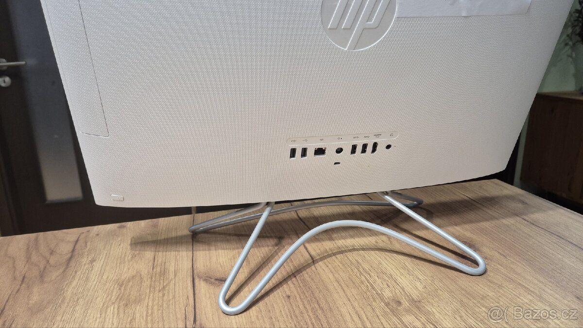 PC vše v jednom HP 24-f0013nc - 2