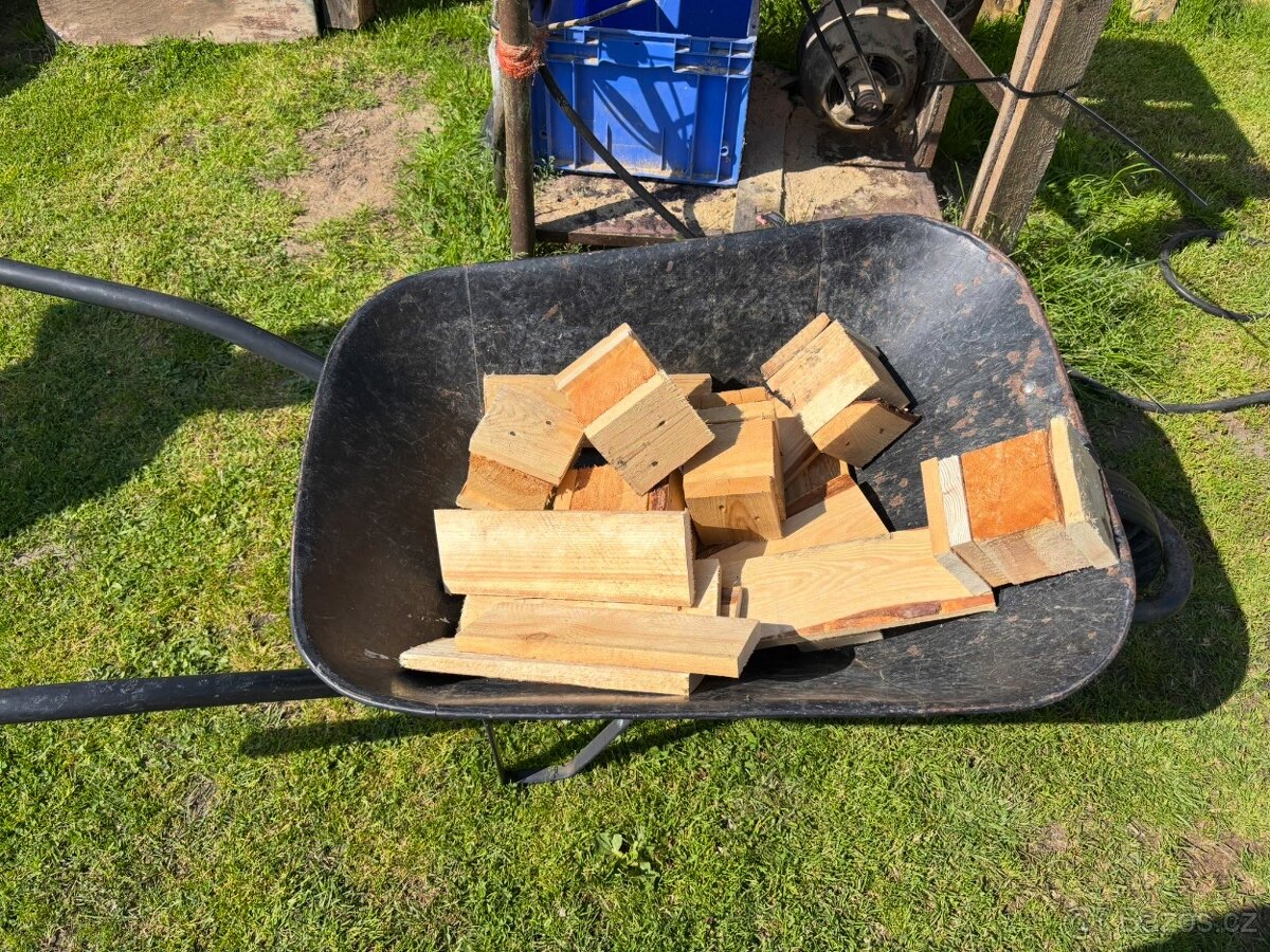 Palivové paletové dřevo - 2