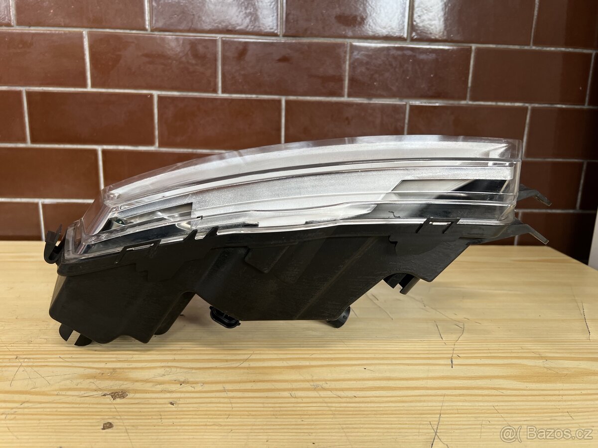 Mlhovky Škoda rapid - 2