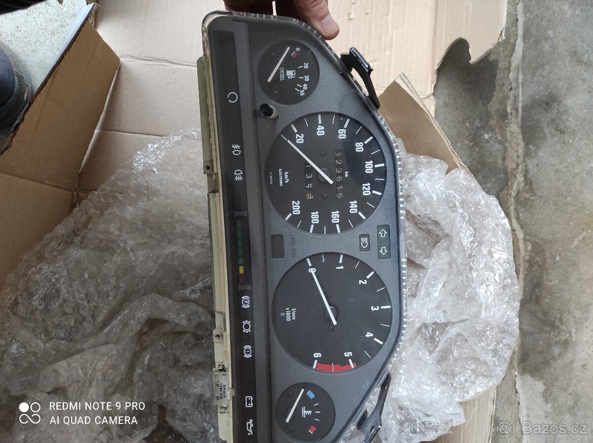 Budík na bmw E30 324D/324TD - 2