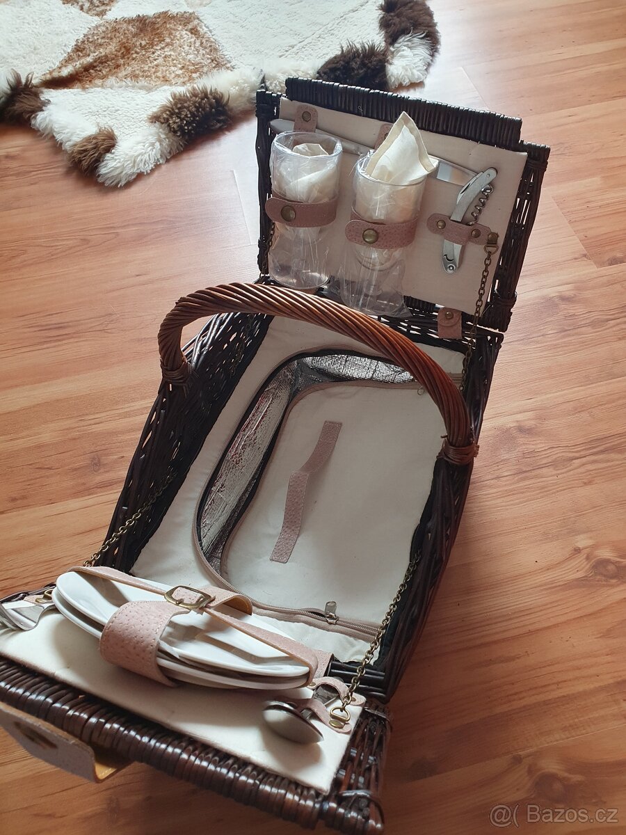 Piknikový koš s chladící taškou pro 2 osoby - 2