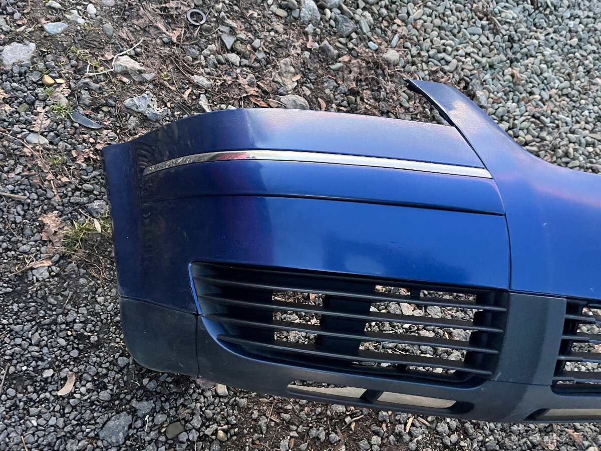 Passat b5.5 predni naraznik - 2