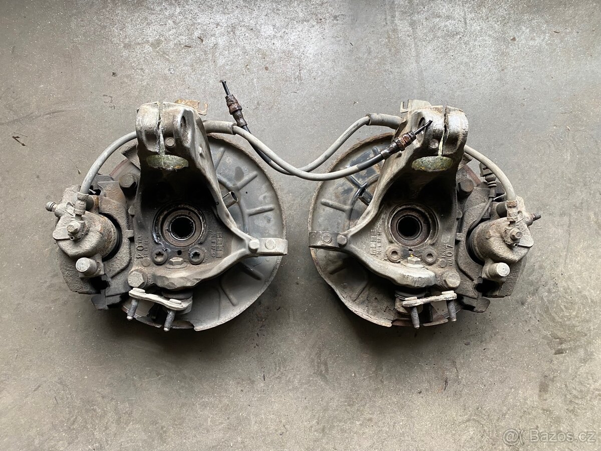 VW Passat b6 kompletní přední těhlice - 2