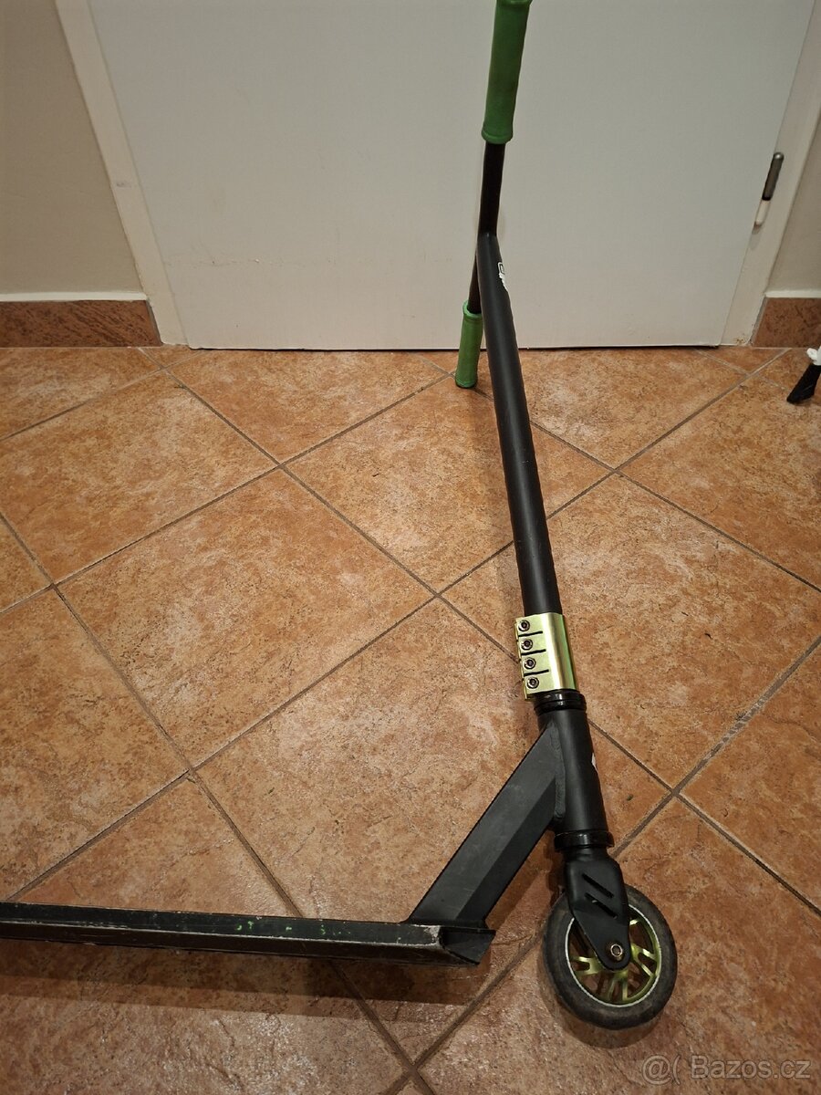 Koloběžka Street Surfing - 2