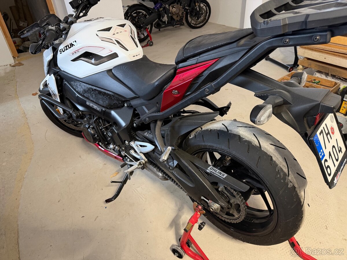 Suzuki GSX-S 950 - 2
