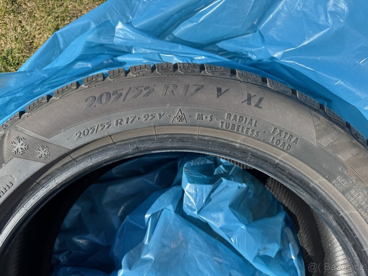 Zimní pneu 205/55 R17 - 2
