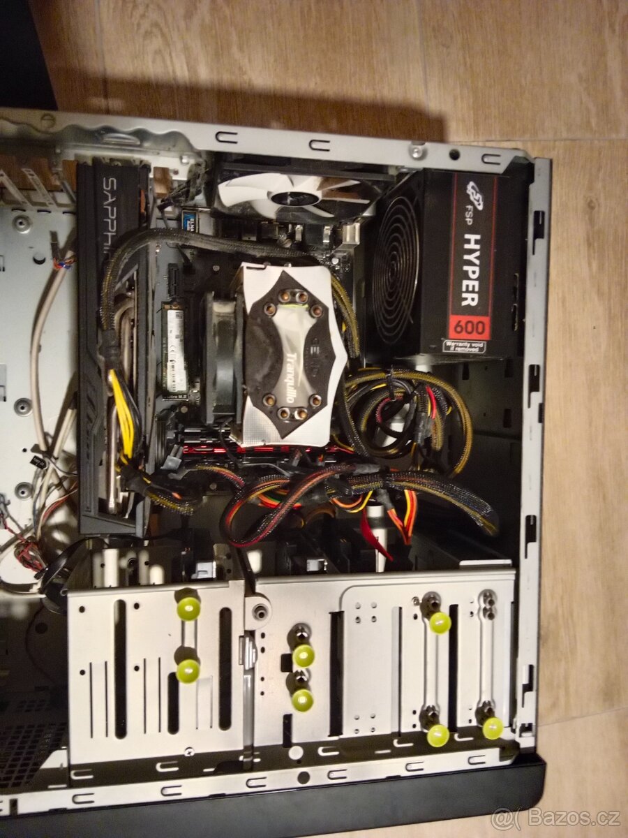 Herní PC Ryzen5 1600 Windows 10 - 2