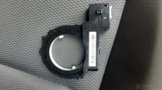 mazda 5 2,0i díly - 2