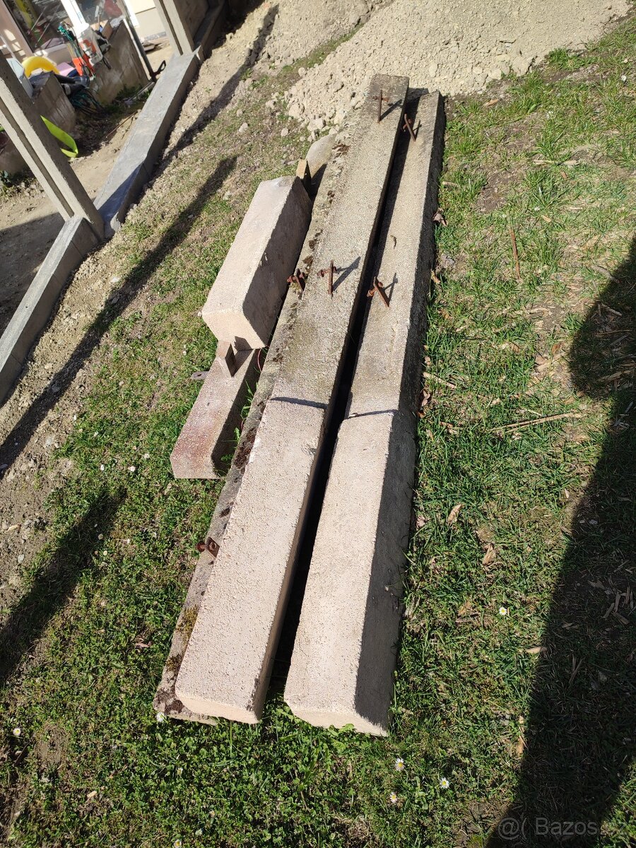 Betonové sloupky - 2