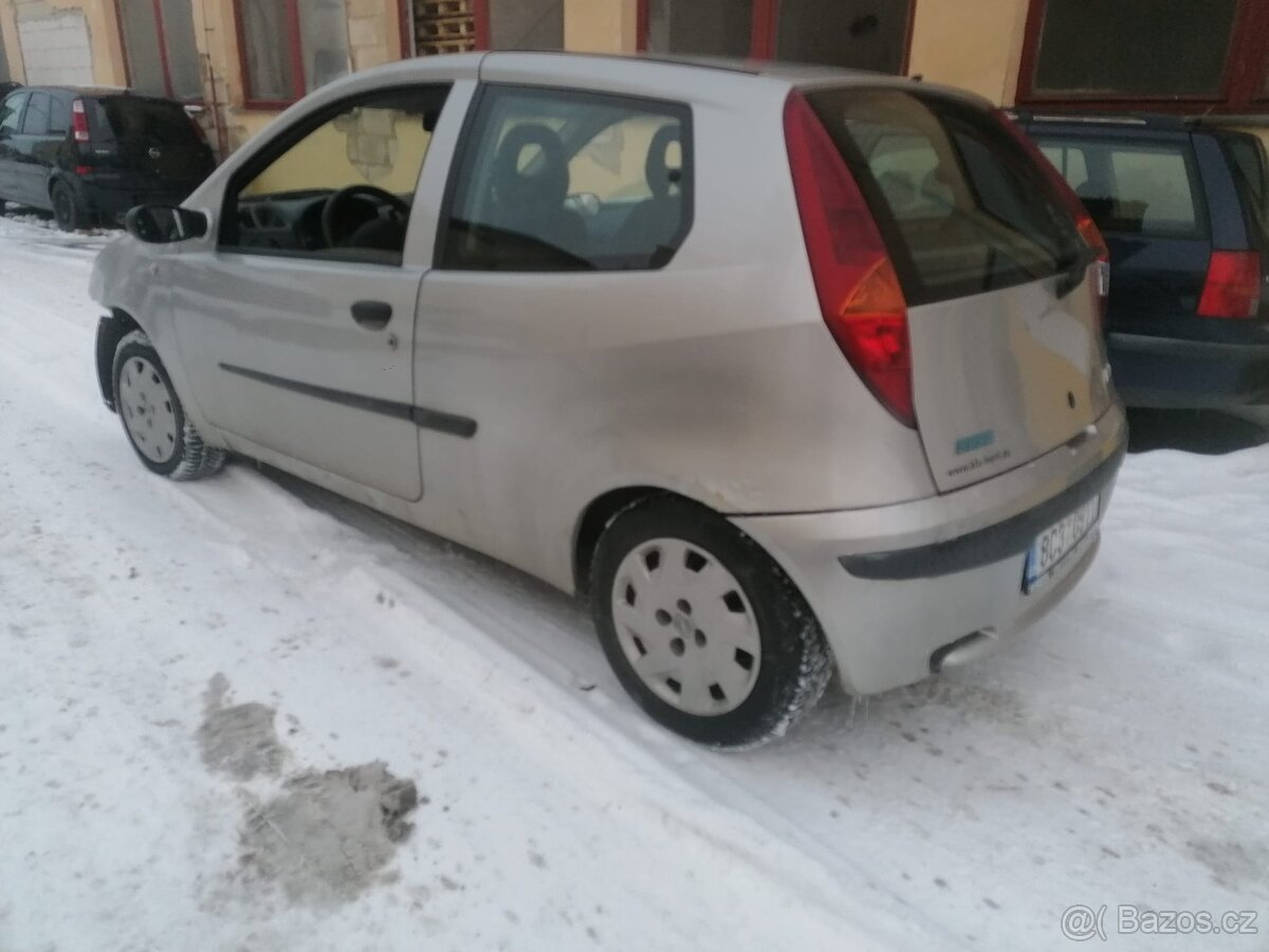 Fiat Punto - 2