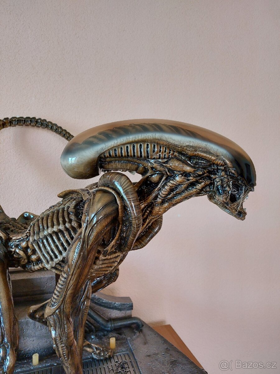 Dog Alien Prime 1 / Coolprops - 2