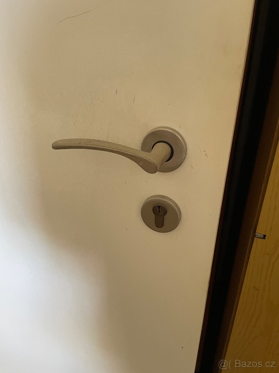 Daruji dveře - 2