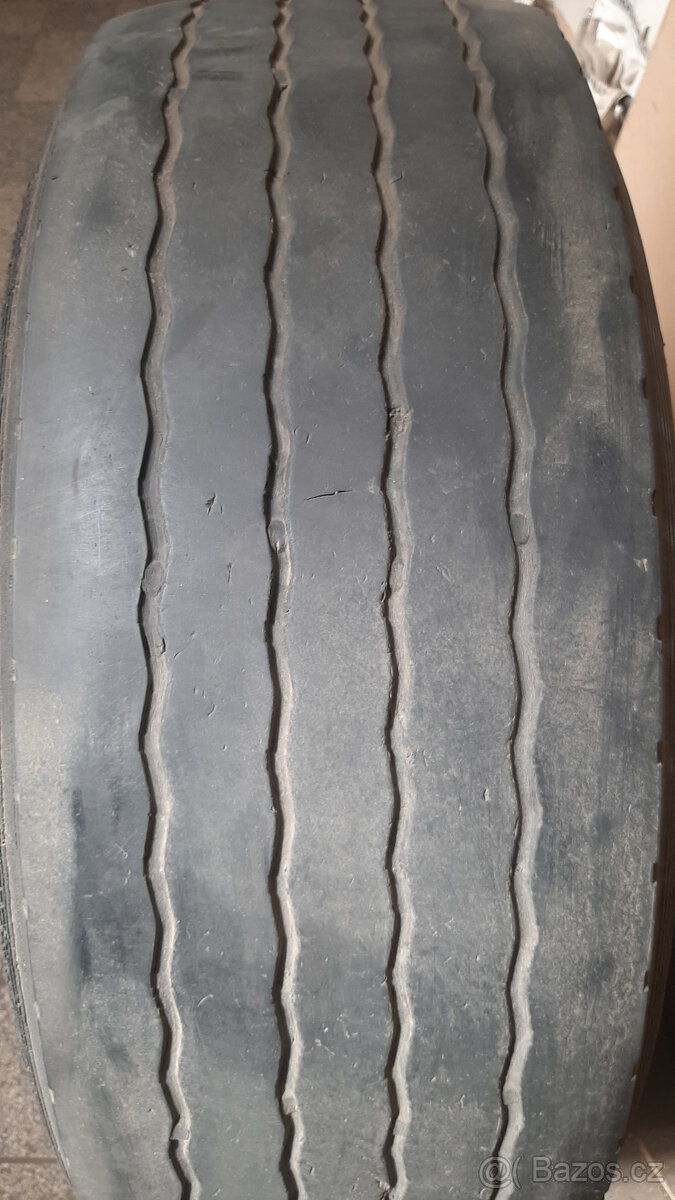 Pneu 385x65x22,5 160J - 2
