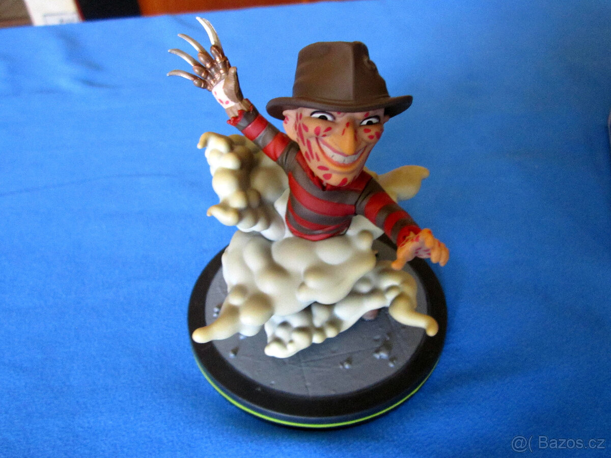 Figurka Freddy Krueger Q-Fig - 2
