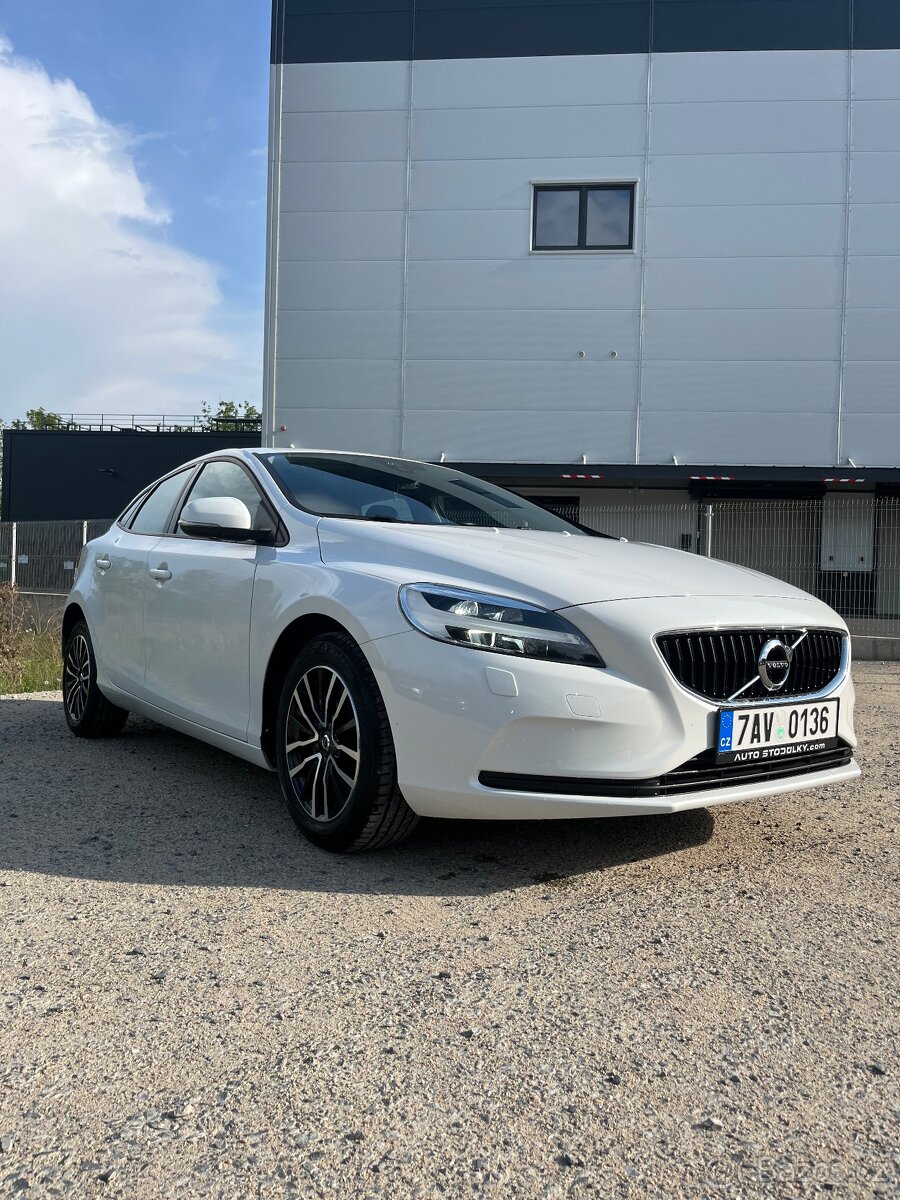 Volvo V40 T2 - 2