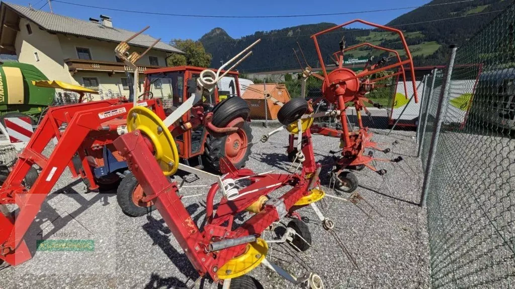 Pöttinger Hit Alpin 4.4 H Rotorový obraceč sena - 2