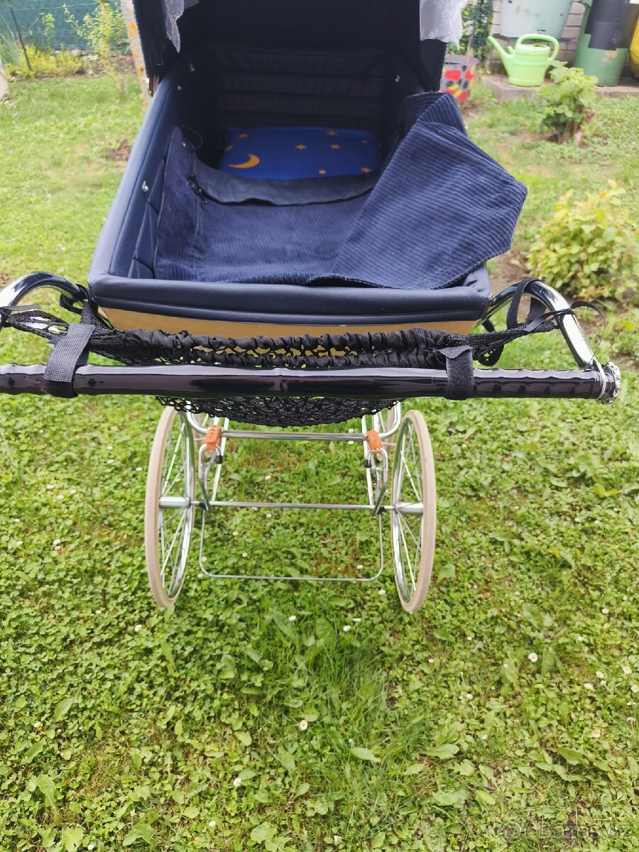 Prodám retro kočárek - 2