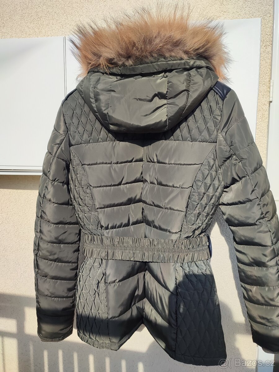 Khaki prošívaná bunda s kožešinou - 2
