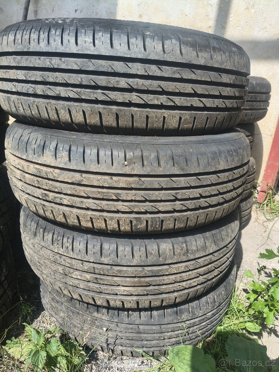 Sada pneu 195/60 r15 - 2